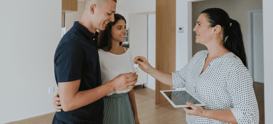 ¿cómo Te Puede Ayudar Un Agente Inmobiliario?